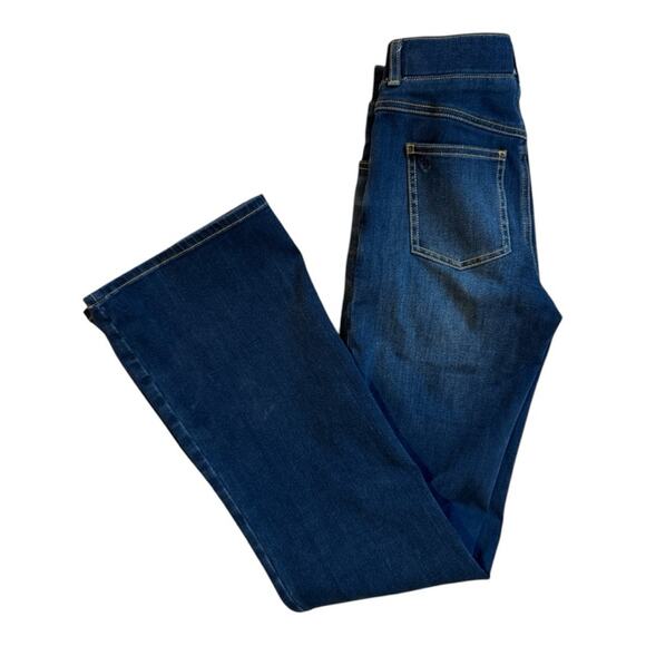 Betabrand Dark Wash Mid-Rise Flared Jeggings Jeans - Picture 3 of 7